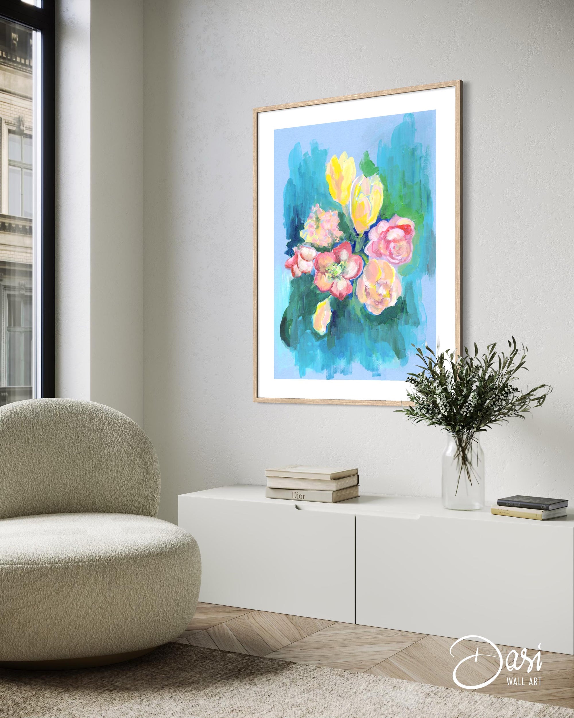 Interieurstyling, groot floraal schilderij boven kast in woonkamer, wereldwijd beschikbaar via Dasi Wall Art